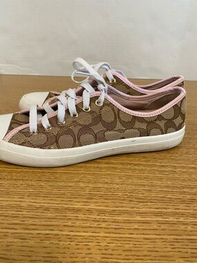 Coach Low-Top Signature Canvas Sneakers in Brown and Pink